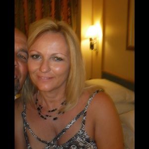 Meet your Posher, Sharon